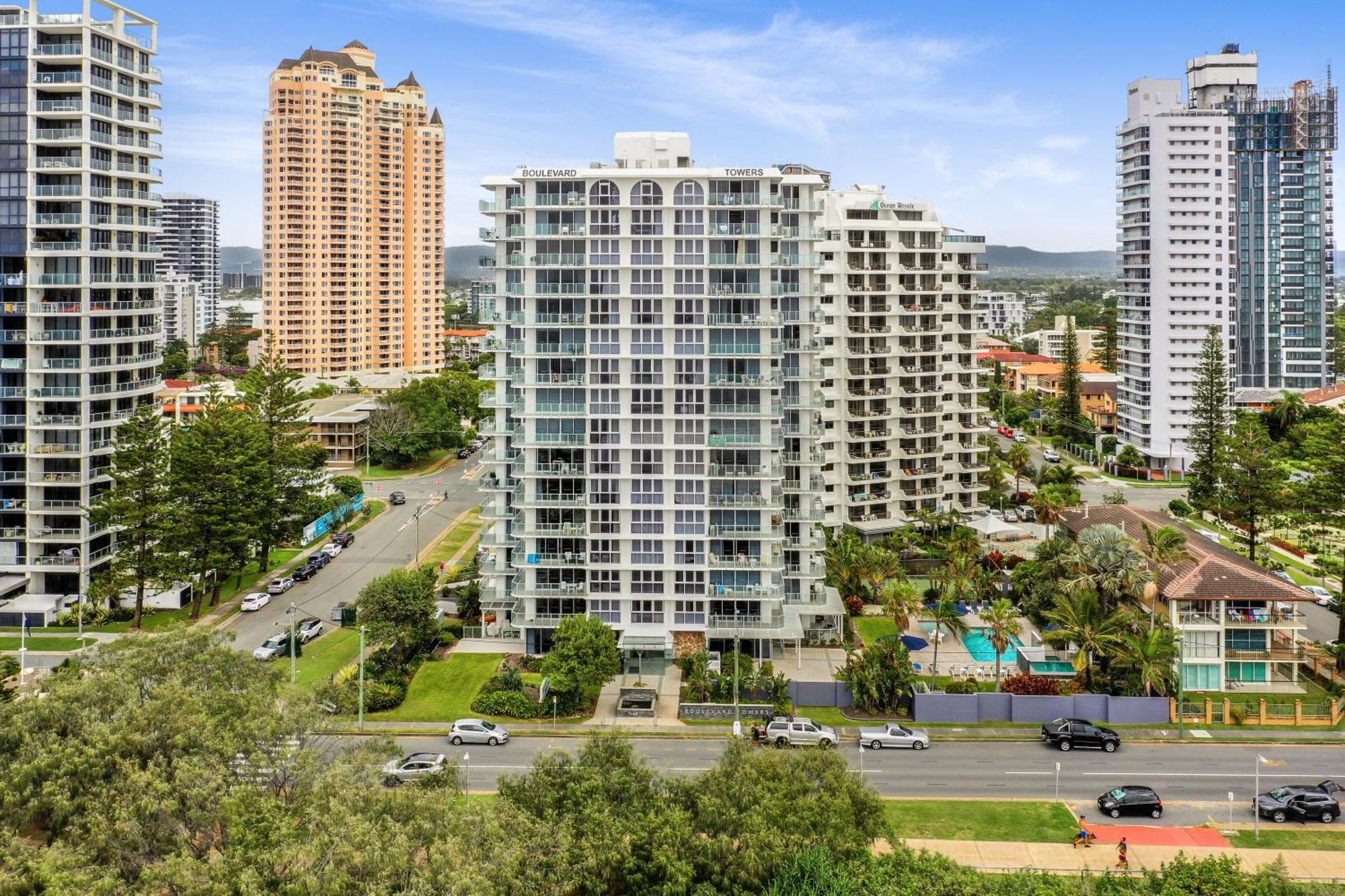 Boulevard Towers On Broadbeach Gold Coast Exterior foto