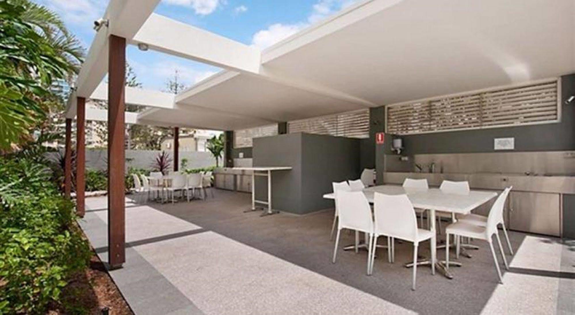 Boulevard Towers On Broadbeach Gold Coast Exterior foto